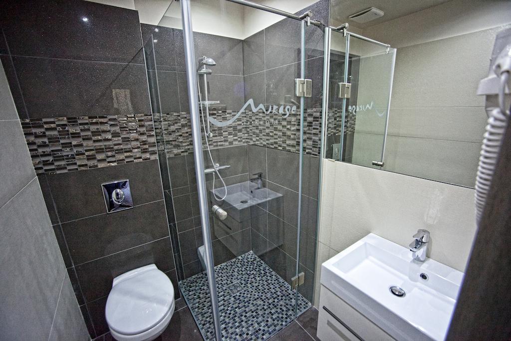 Mirage Hotel Sárvár Oda fotoğraf
